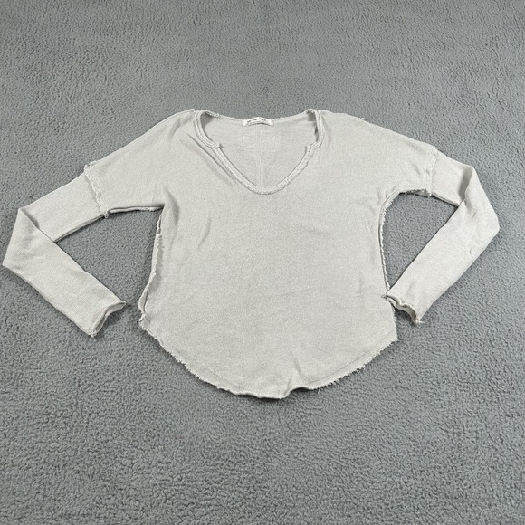 We The Free Tops - We The Free Shirt Womens Extra Small Gray Thermal V Neck Raw Hem Long Sleeve